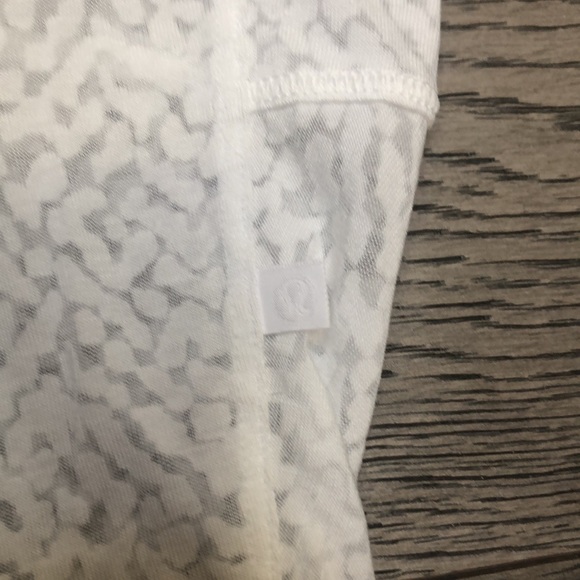 Lululemon oversized long sleeve shirt - Picture 2 of 6